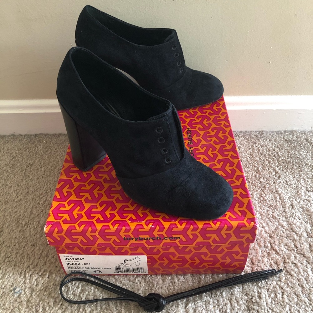Tory Burch Stella Heeled Suede Oxford